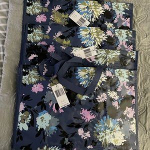 4 of the Vera Bradley Market Tote Chrysanthemum Crush NWT